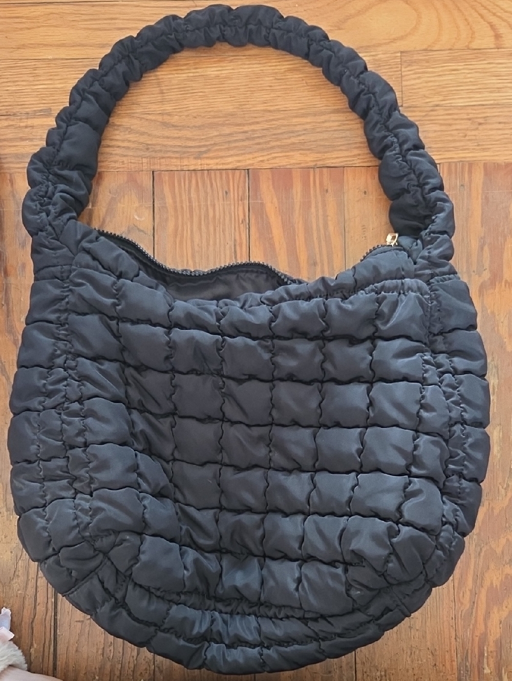 Black Ruched Handbag - Stylish Everyday Women's Bag